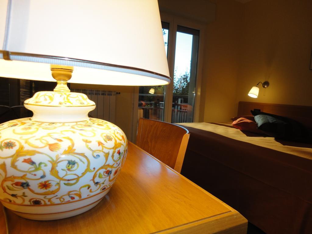 Hotel Arimannia كارامانيكو تيرمي الغرفة الصورة