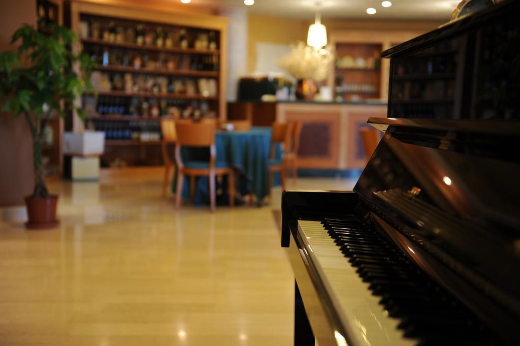 Hotel Arimannia كارامانيكو تيرمي المظهر الخارجي الصورة
