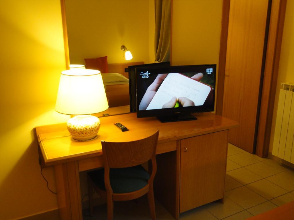 Hotel Arimannia كارامانيكو تيرمي المظهر الخارجي الصورة