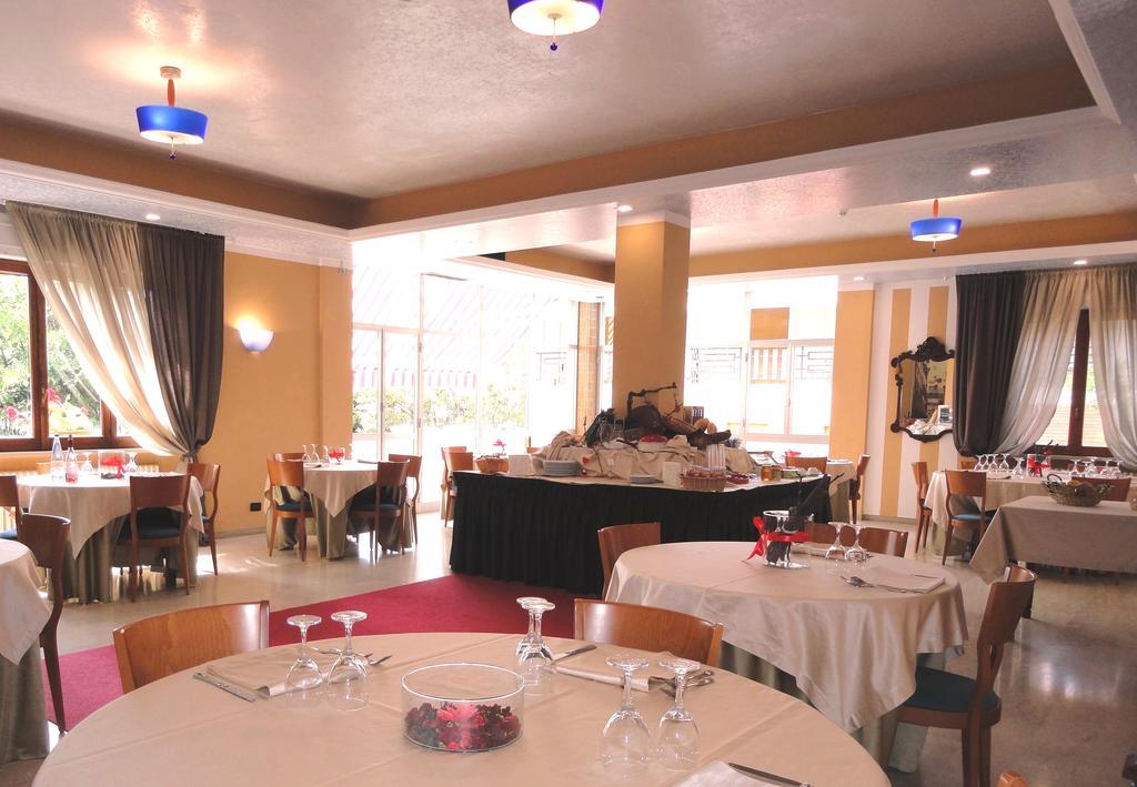 Hotel Arimannia كارامانيكو تيرمي المظهر الخارجي الصورة