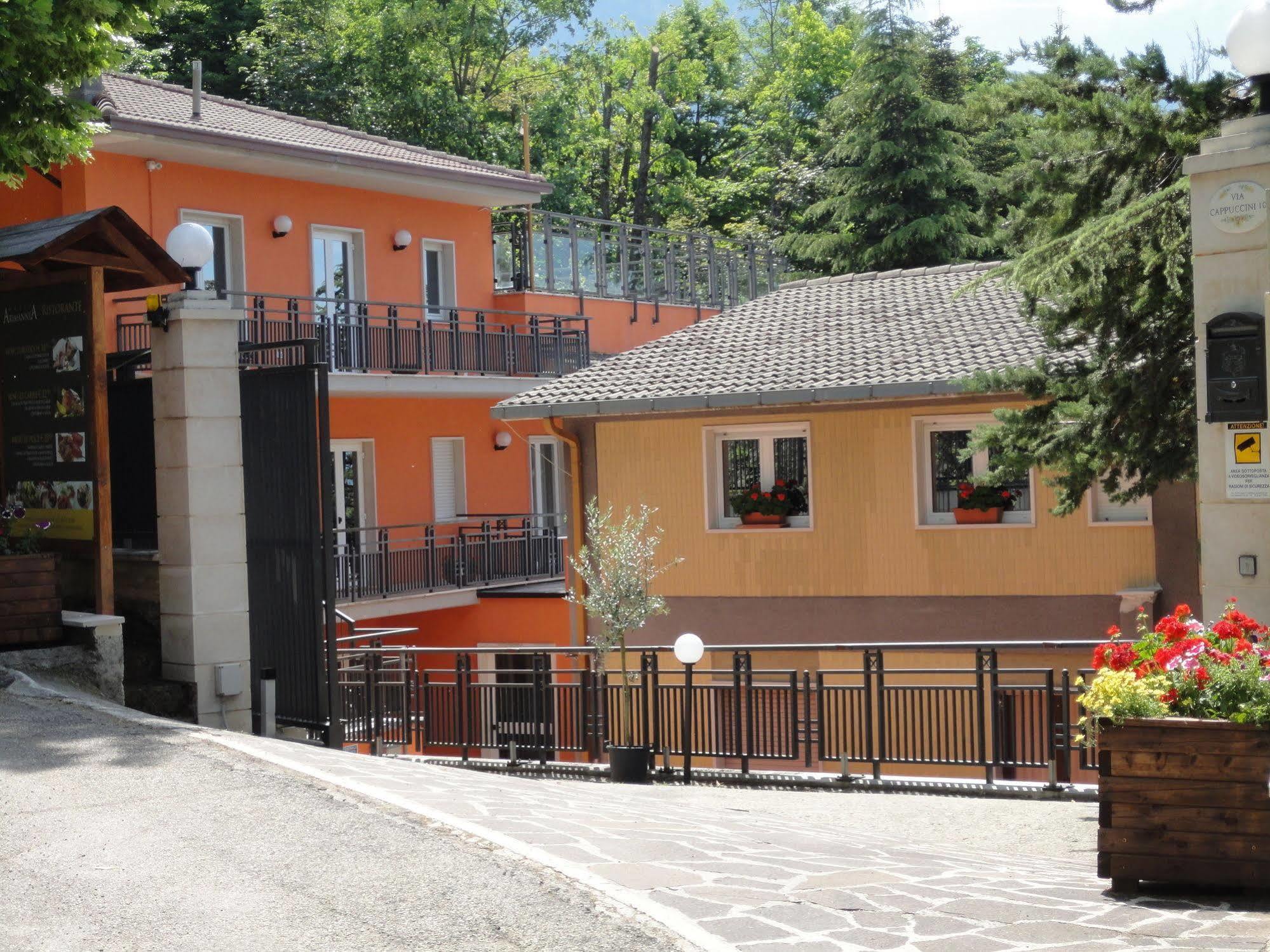 Hotel Arimannia كارامانيكو تيرمي المظهر الخارجي الصورة