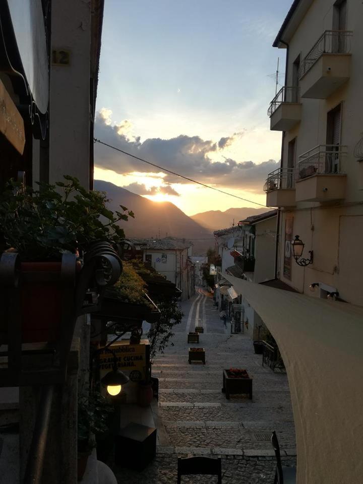 Hotel Arimannia كارامانيكو تيرمي المظهر الخارجي الصورة